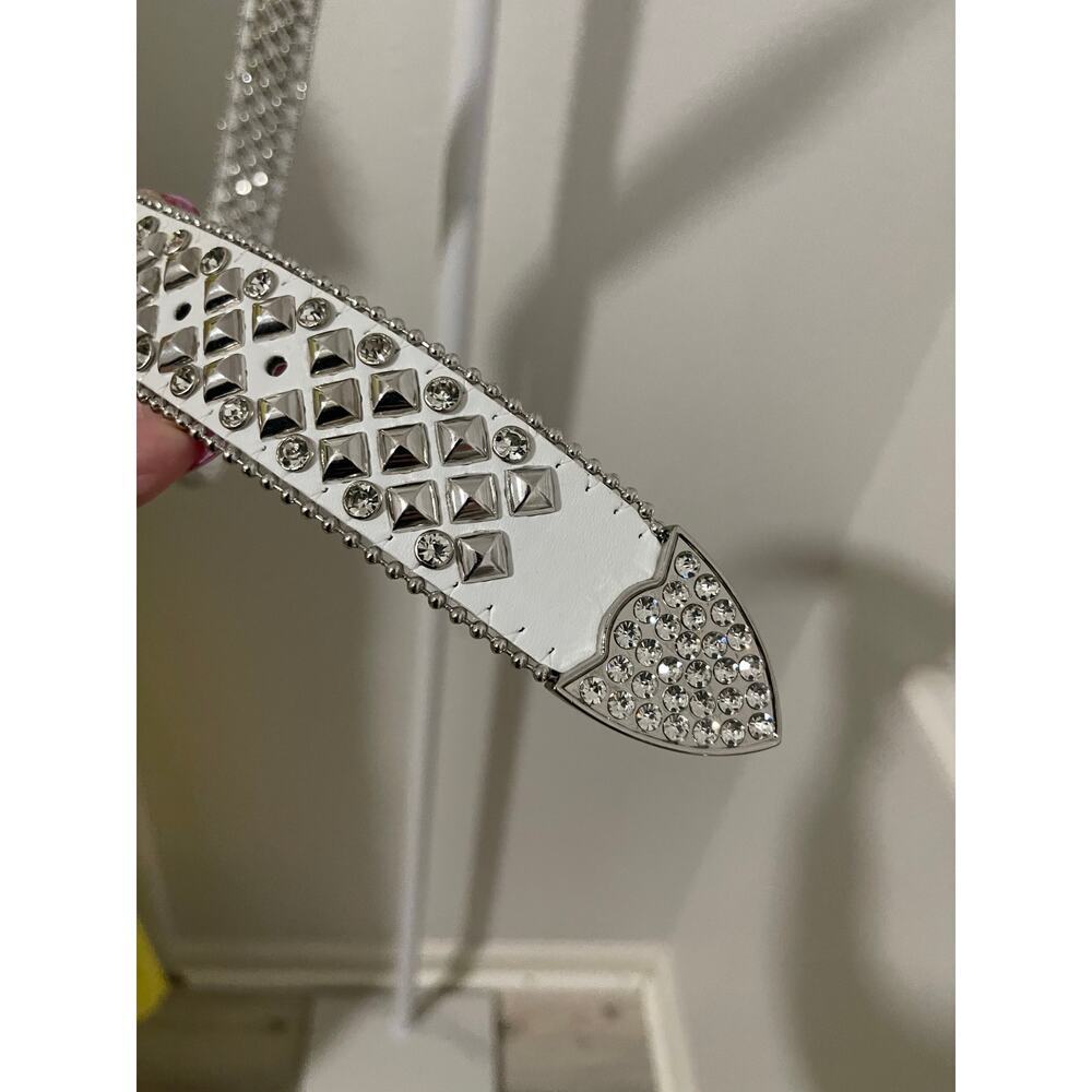 White and Silver Studded Belt - Picture 5 of 5
